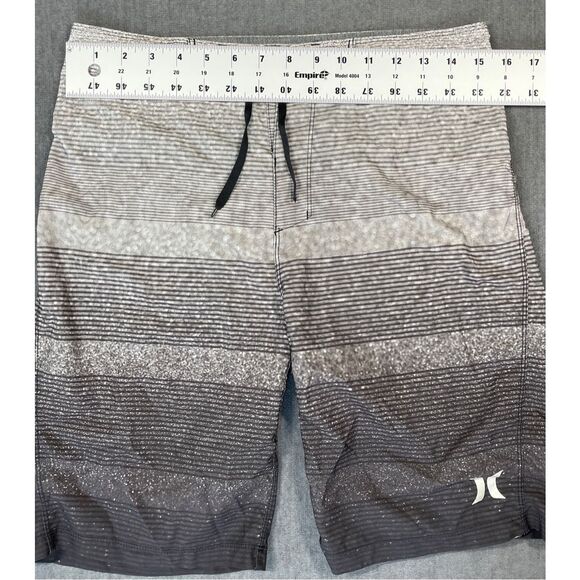 Hurley Board Shorts Men 29 Gray Black Swim Trunks Surf Beach Athletic Quick Dry - Picture 7 of 11
